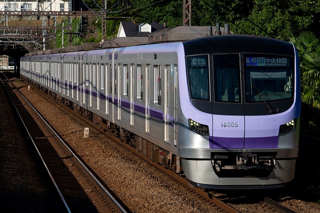 東京メトロ18000系