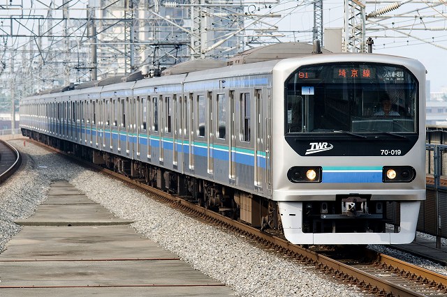 東臨70-000系