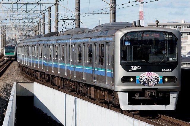 東臨70-000系