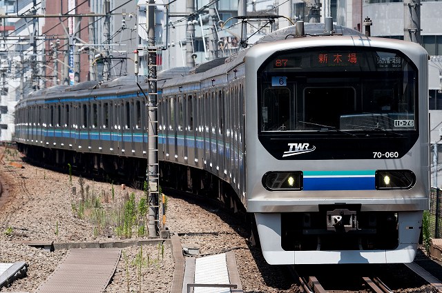 東臨70-000系
