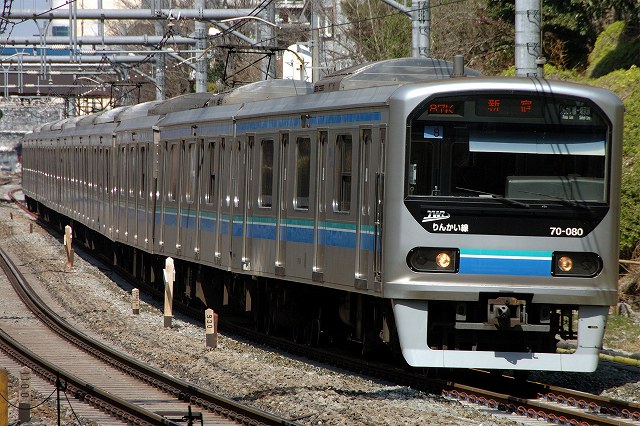 東臨70-000系